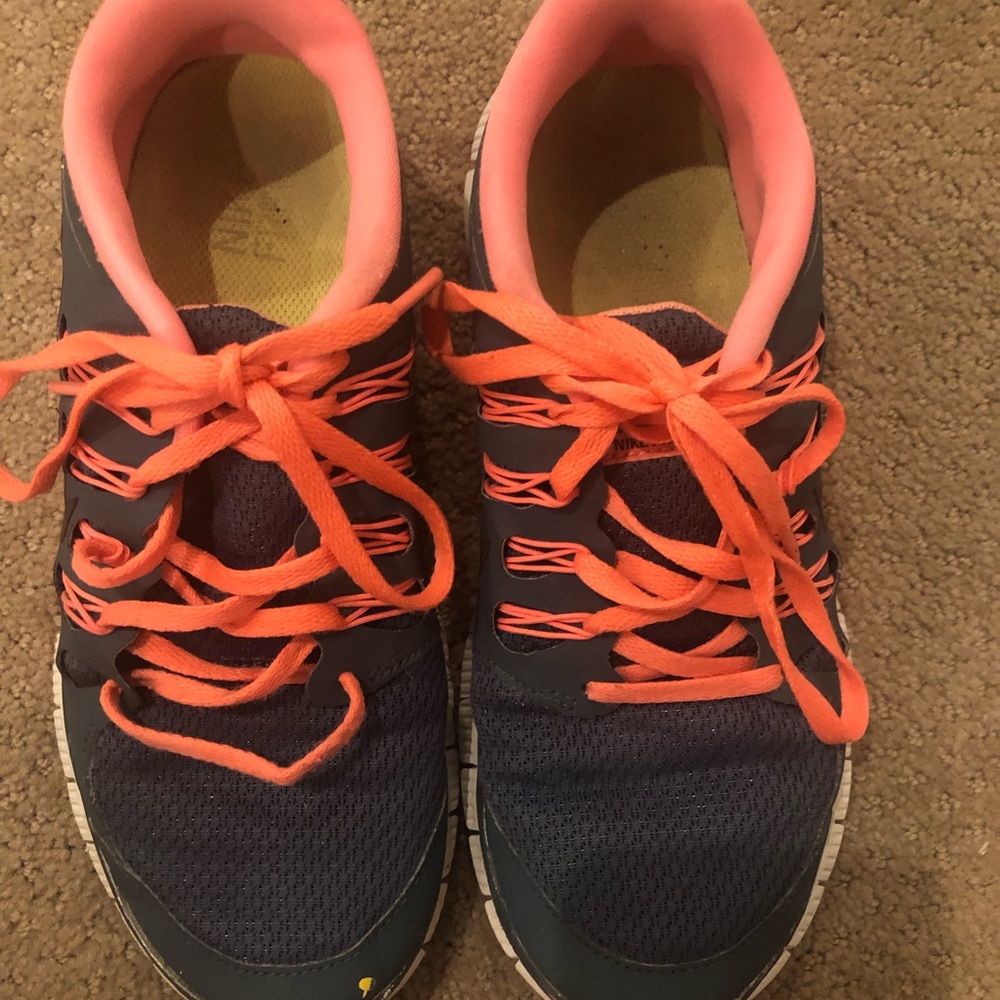 Nike Free Runs